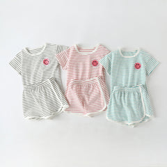 Baby Smiley Patched Pattern Striped Graphic Tee Combo Shorts Sets