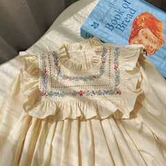 Arrival Autumn Girls Flowers Embroidery Pattern Long Sleeves Ruffle Neck Dress