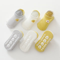 Kid Embroidered Pattern Color Matching Design Non-Slip Socks 1 Lot =3 Pairs