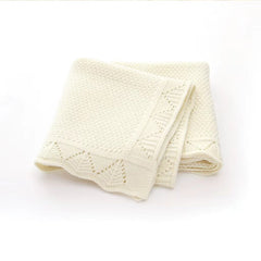 Children Solid Color Hollow Carved Graphic Design Simply Style Wool Quilt Blanket