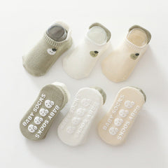 Kid Embroidered Pattern Color Matching Design Non-Slip Socks 1 Lot =3 Pairs